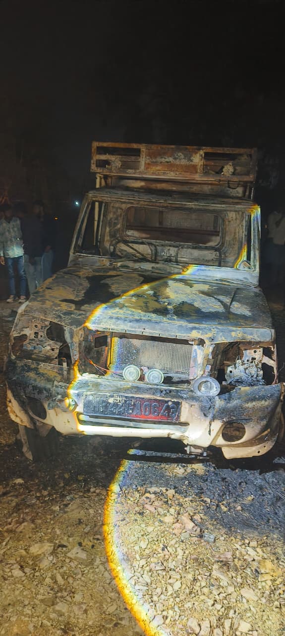 चित्तौड़गढ़ / निंबाहेड़ा - बायोडीजल भरते समय पिकअप में लगी आग, नहीं हुई कोई जनहानि,फायर ब्रिगेड ने पाया आग पर काबू