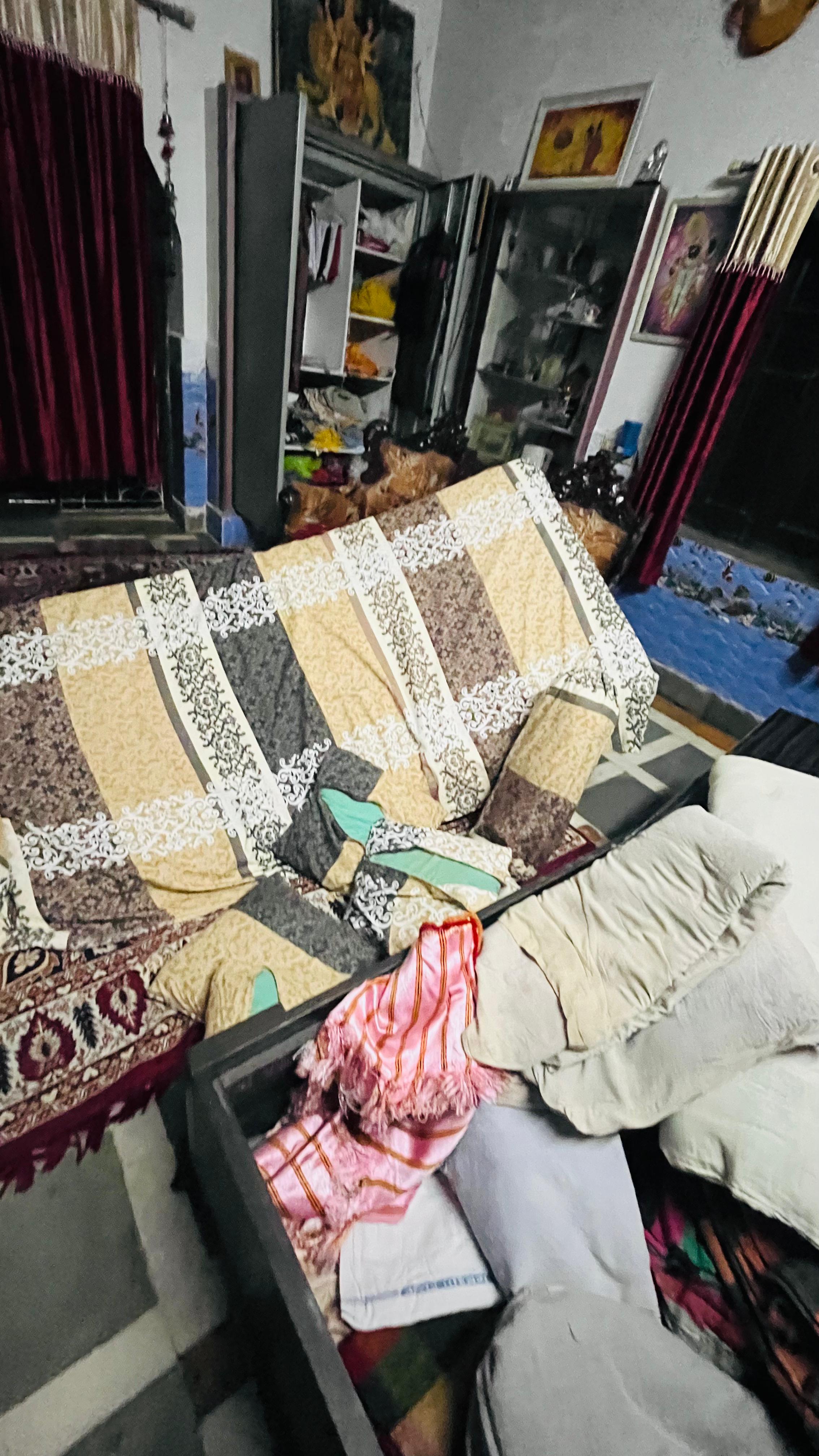 चित्तौड़गढ़ - रिटायर्ड विकास अधिकारी के सूने मकान में घुसे चोर, 20 लाख के आभूषण एवं नकदी चोरी