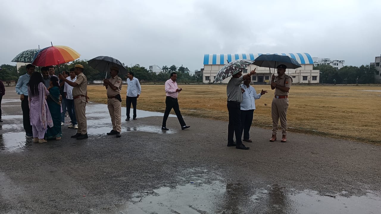 चित्तौड़गढ़ - जिला कलक्टर एवं जनप्रतिनिधियों ने स्वदेशी मेला स्थल का किया निरीक्षण