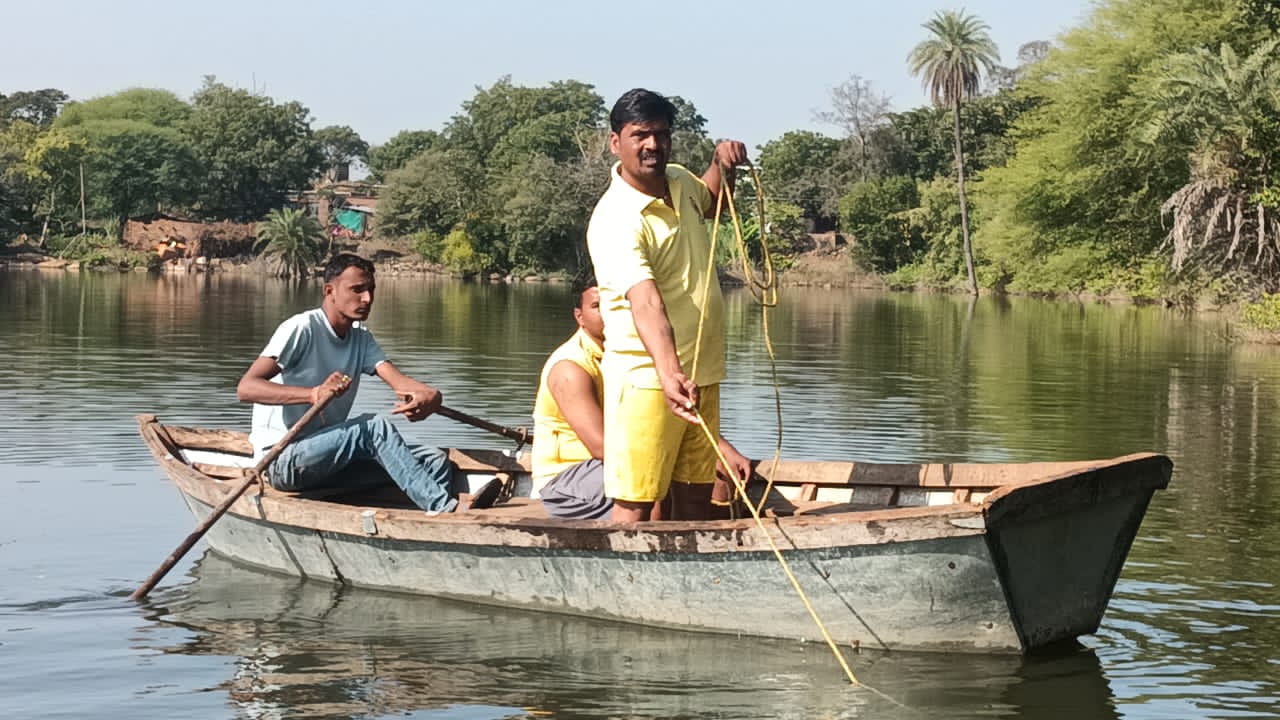 चित्तौड़गढ़ / बेंगू - जलसागर तालाब में डूबा बुजुर्ग, सिविल डिफेंस ने शुरू किया तलाशी अभियान