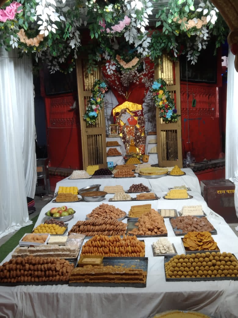 चित्तौड़गढ़ / बेगूं - बेगूं में श्री बड़ा बालाजी को लगाया छप्पनभोग