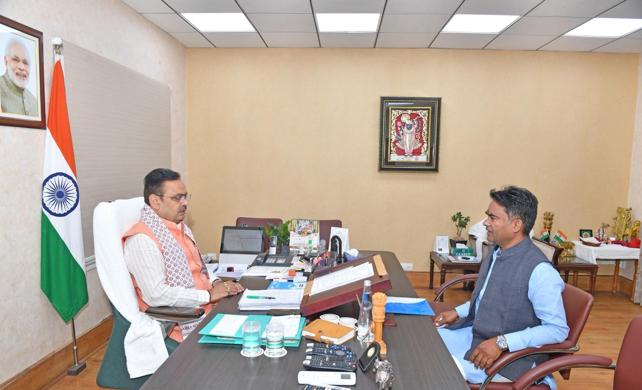 चित्तौड़गढ़  - चित्तौड़ विधायक आक्या ने की मुख्यमंत्री से भेंट