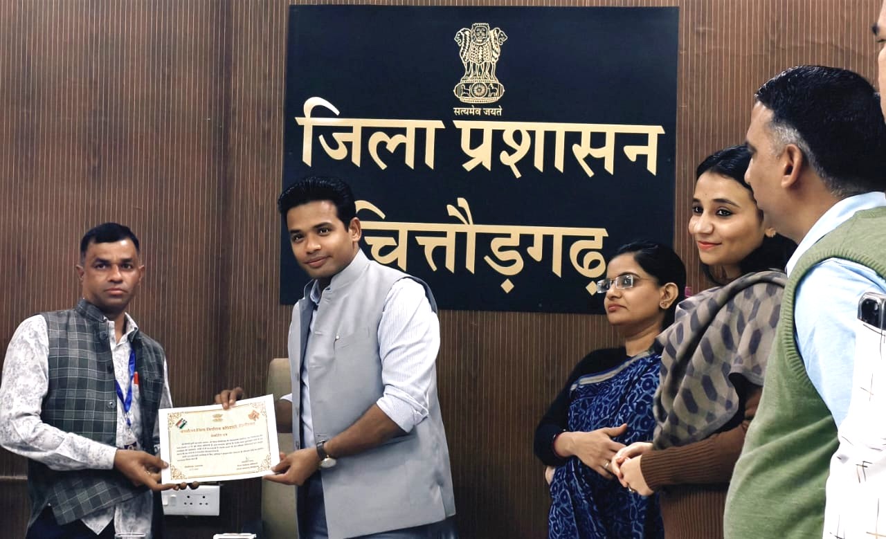 चित्तौड़गढ़ - कदम नहीं रुके, हौसले नहीं टूटे, बीएलओं ने साबित किया हम कर सकते हैं