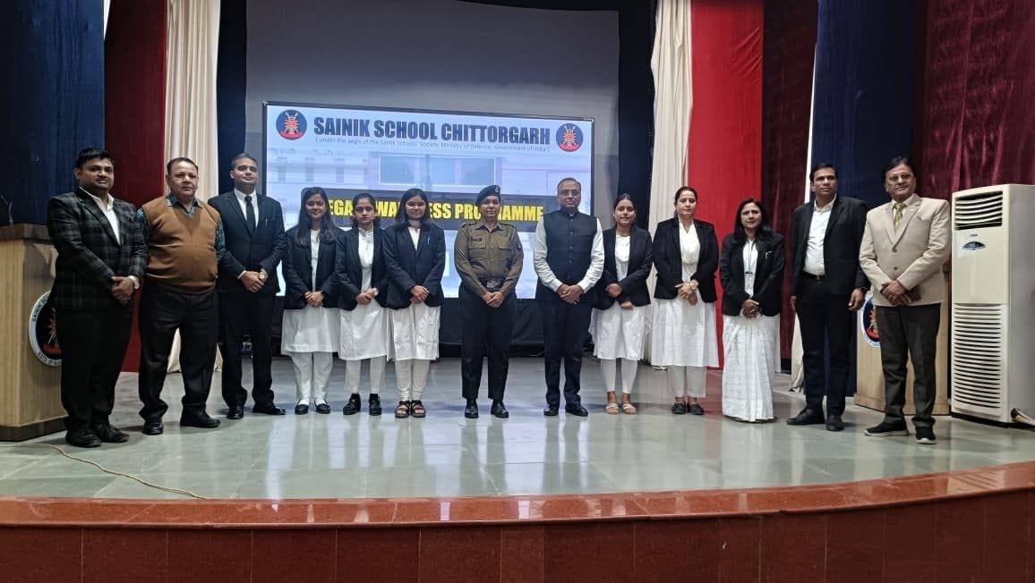 चित्तौड़गढ़ - सैनिक स्कूल में विधिक जागरूकता कार्यक्रम आयोजित