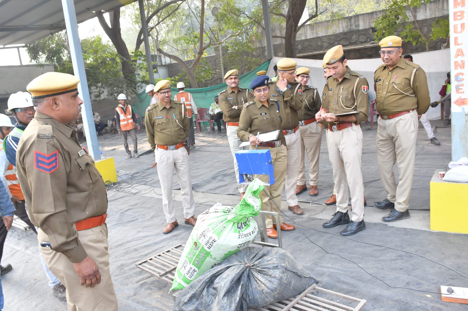 चित्तौड़गढ़ - 16 पुलिस थानों के 50 प्रकरणों में जब्तशुदा अवैध अफीम डोडा चूरा, गांजा व एमडीएमए को पुलिस ने किया नष्ट