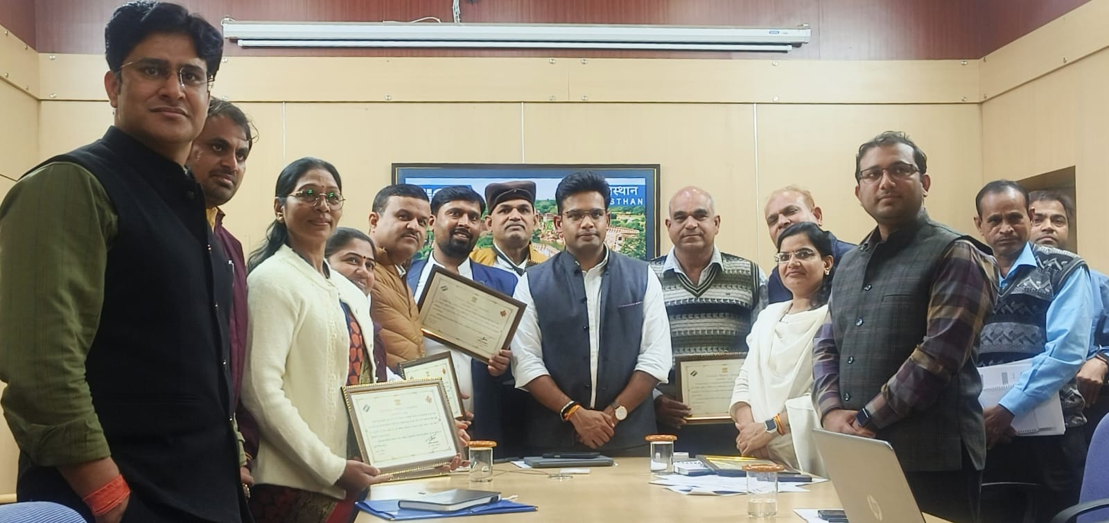 चित्तौड़गढ़ - विशेष गहन पुनरीक्षण, जिले के 10 बीएलओ सुपरवाईजर राज्य स्तर पर सम्मानित