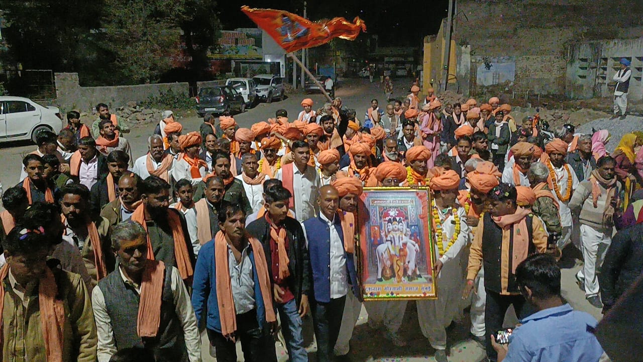 चित्तौड़गढ़ / राशमी - दत्तात्रेय जयंती के उपलब्ध में मुंबई से मातृकुंडिया पहुंची वाहन रैली 