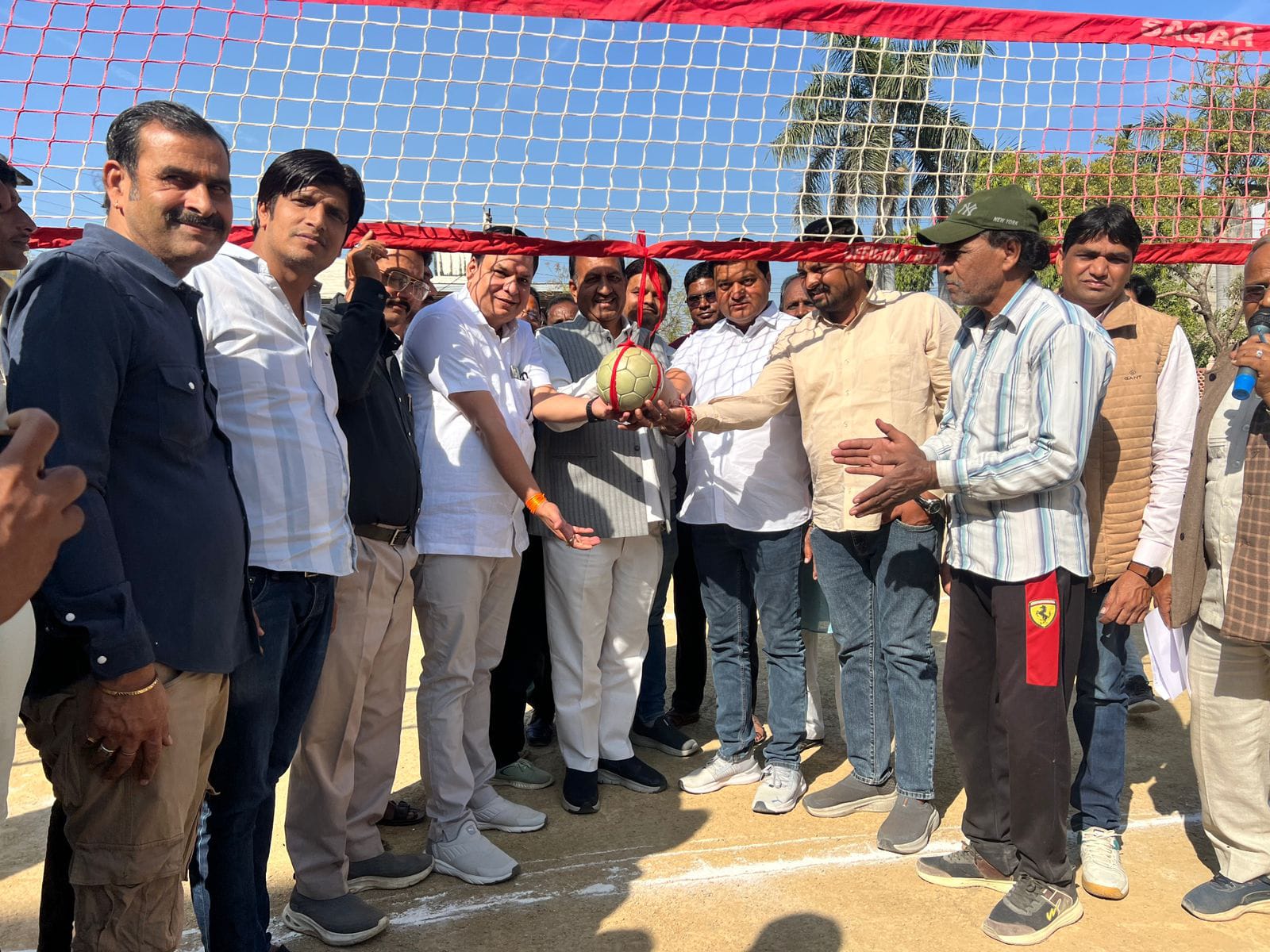 चित्तौड़गढ़ / निम्बाहेड़ा - निम्बाहेड़ा में डॉ. भीमराव अंबेडकर निर्माण दिवस पर दो दिवसीय वॉलीबॉल प्रतियोगिता का शुभारंभ