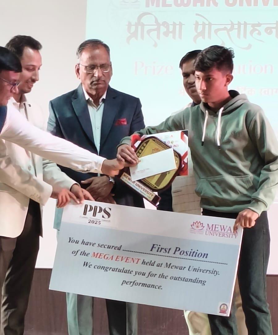 चित्तौड़गढ़ / कपासन - मेवाड़ यूनिवर्सिटी में आयोजित सामान्य ज्ञान क्विज प्रतियोगिता में कपासन के नैतिक साहू ने प्राप्त किया प्रथम स्थान 