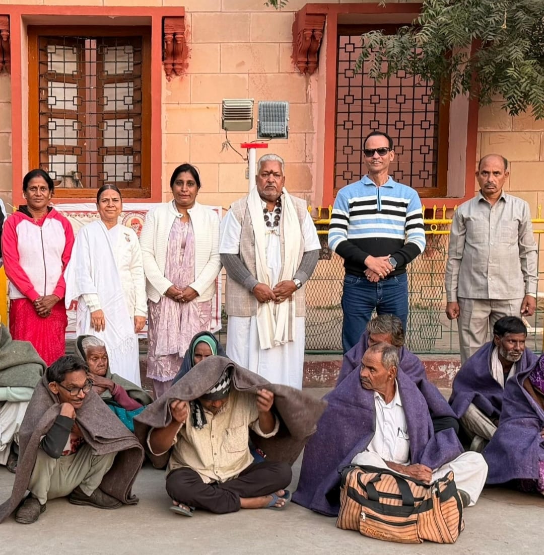 चित्तौड़गढ़ - जरुरतमंदो को ऊनी वस्त्र एवं कम्बल वितरित