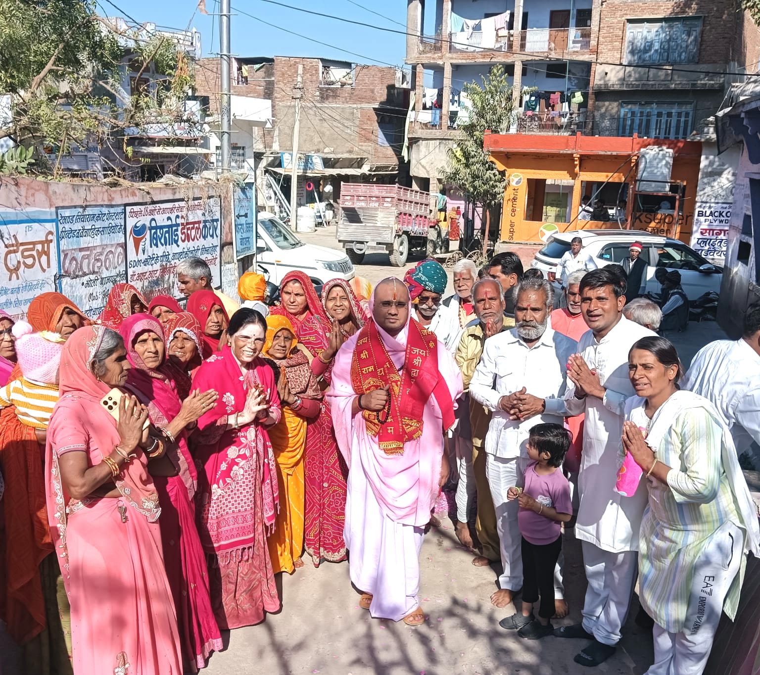 चित्तौड़गढ़ / बिनोता - बिनोता में रामस्नेही संप्रदाय के संत दिग्विजय राम महाराज का स्वागत अभिनंदन