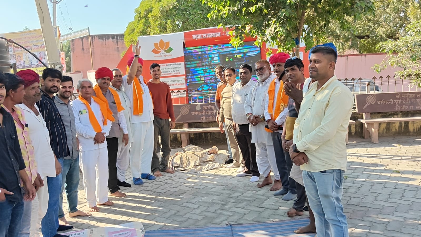 चित्तौड़गढ़ / चिकारड़ा - मोदी और शर्मा की जोड़ी ने इतिहास रच क्षेत्र में बहाई विकास की गंगा- जाट