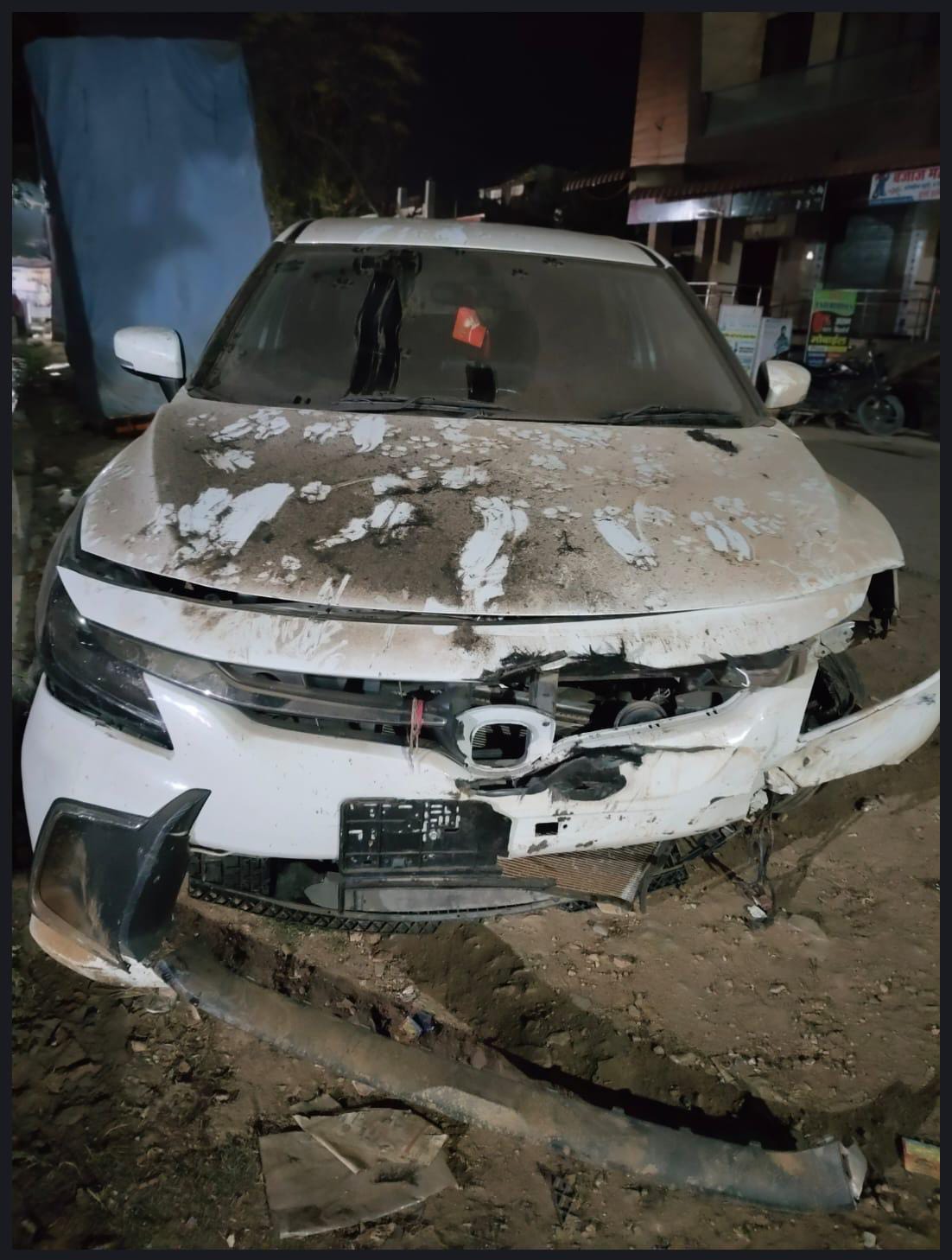 चित्तौड़गढ़ - 32 किलोग्राम से अधिक डोडाचूरा पकड़ा, कार जब्त