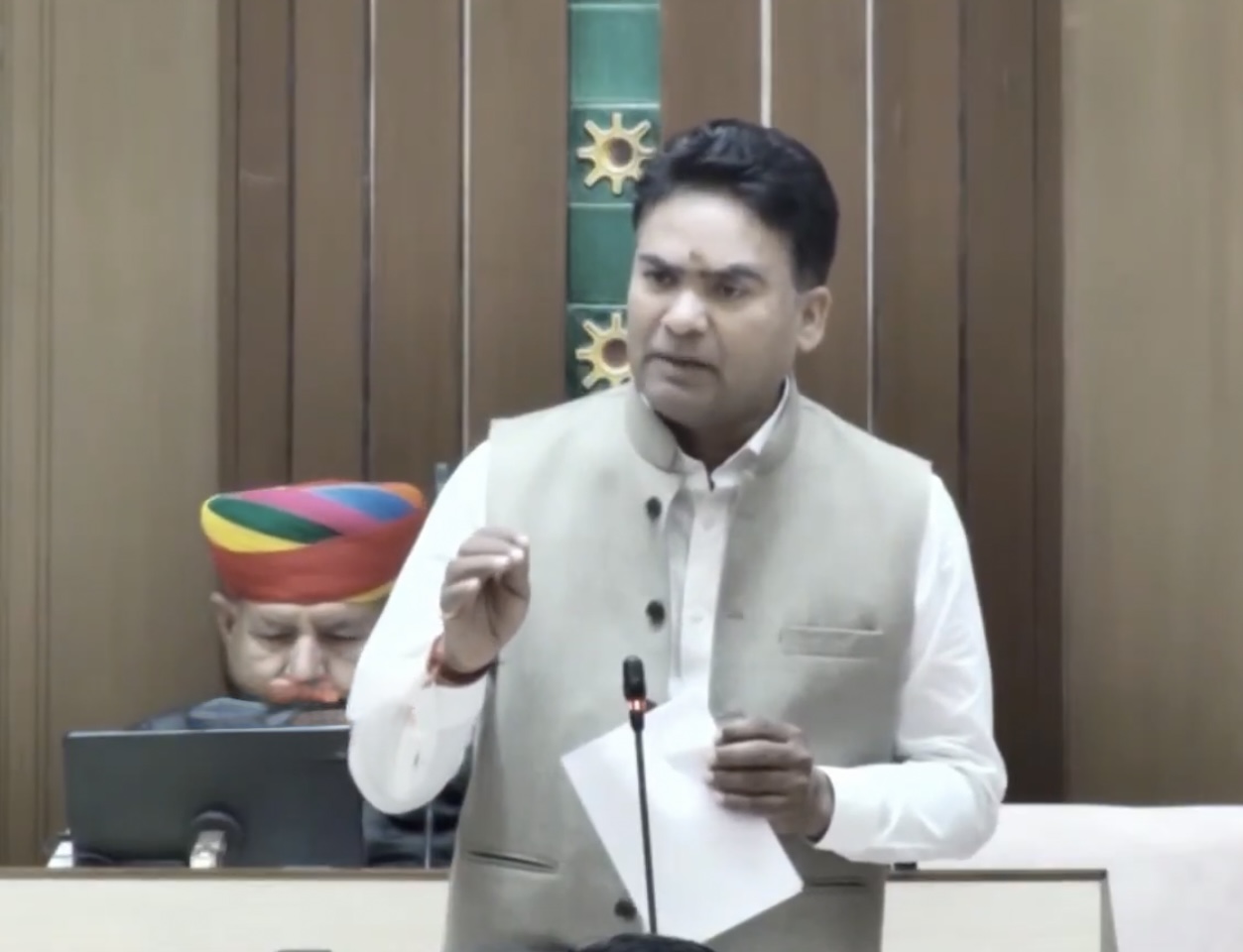 चित्तौड़गढ़ - सरकार अफीम काश्तकारों के 8 वर्ष के डोडा चूरा नष्टीकरण आदेश को करे निरस्त - आक्या