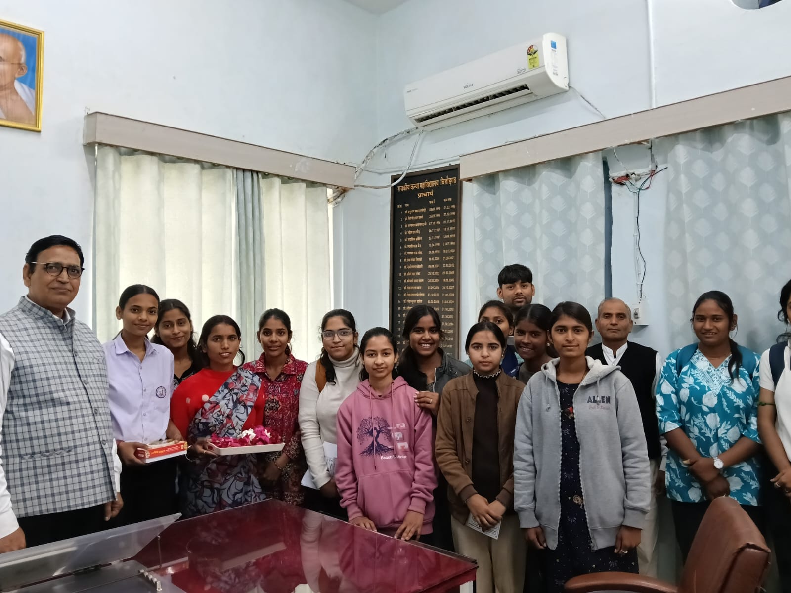 चित्तौड़गढ़ - कन्या महाविद्यालय संस्कृत विभाग की 26 छात्राएं भारत सरकार की संस्कृत संवर्धन योजना में चयनित