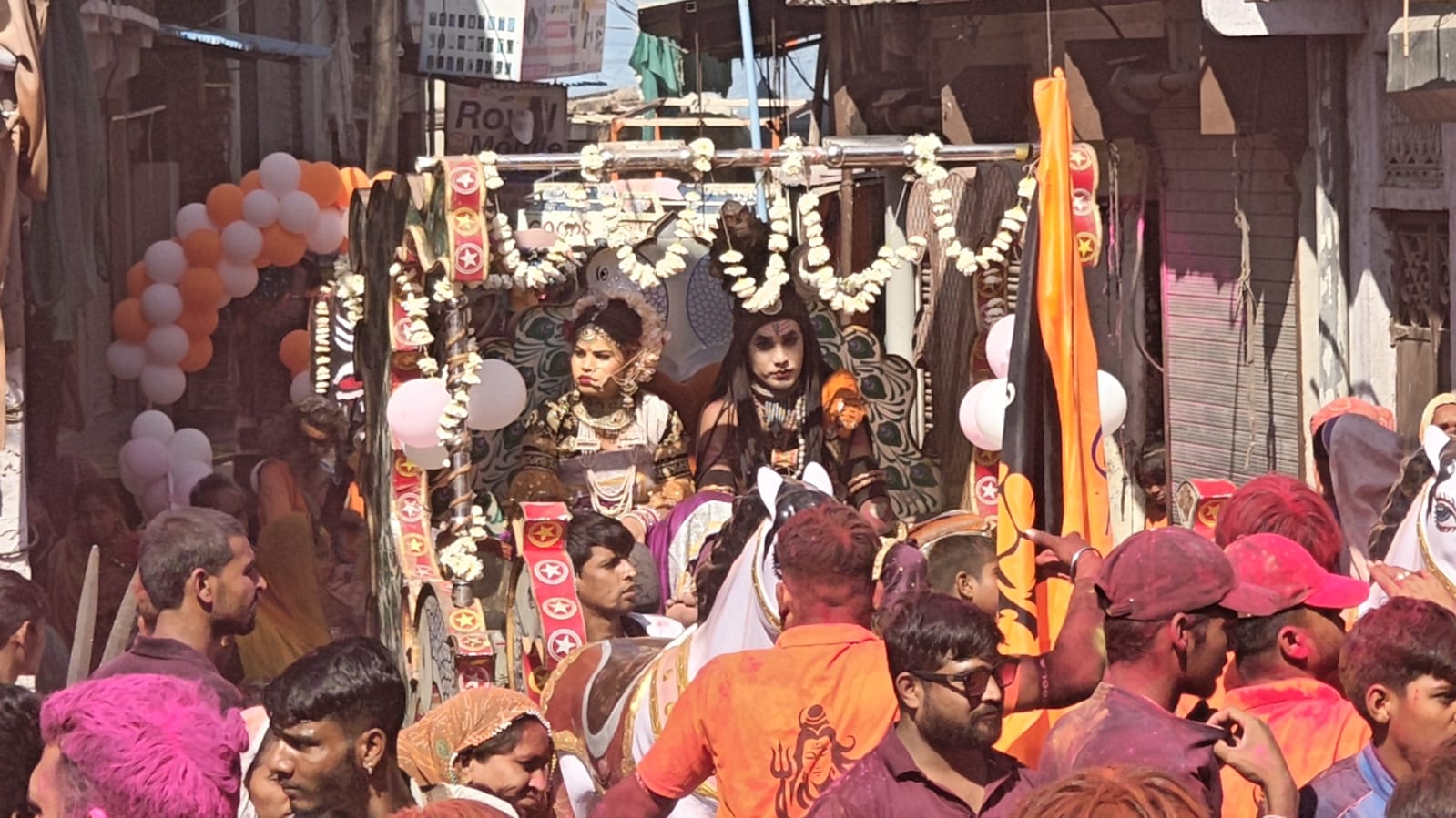 चित्तौड़गढ़ / चिकारड़ा - महाशिवरात्रि महोत्सव को लेकर चिकारड़ा में निकला जुलूस