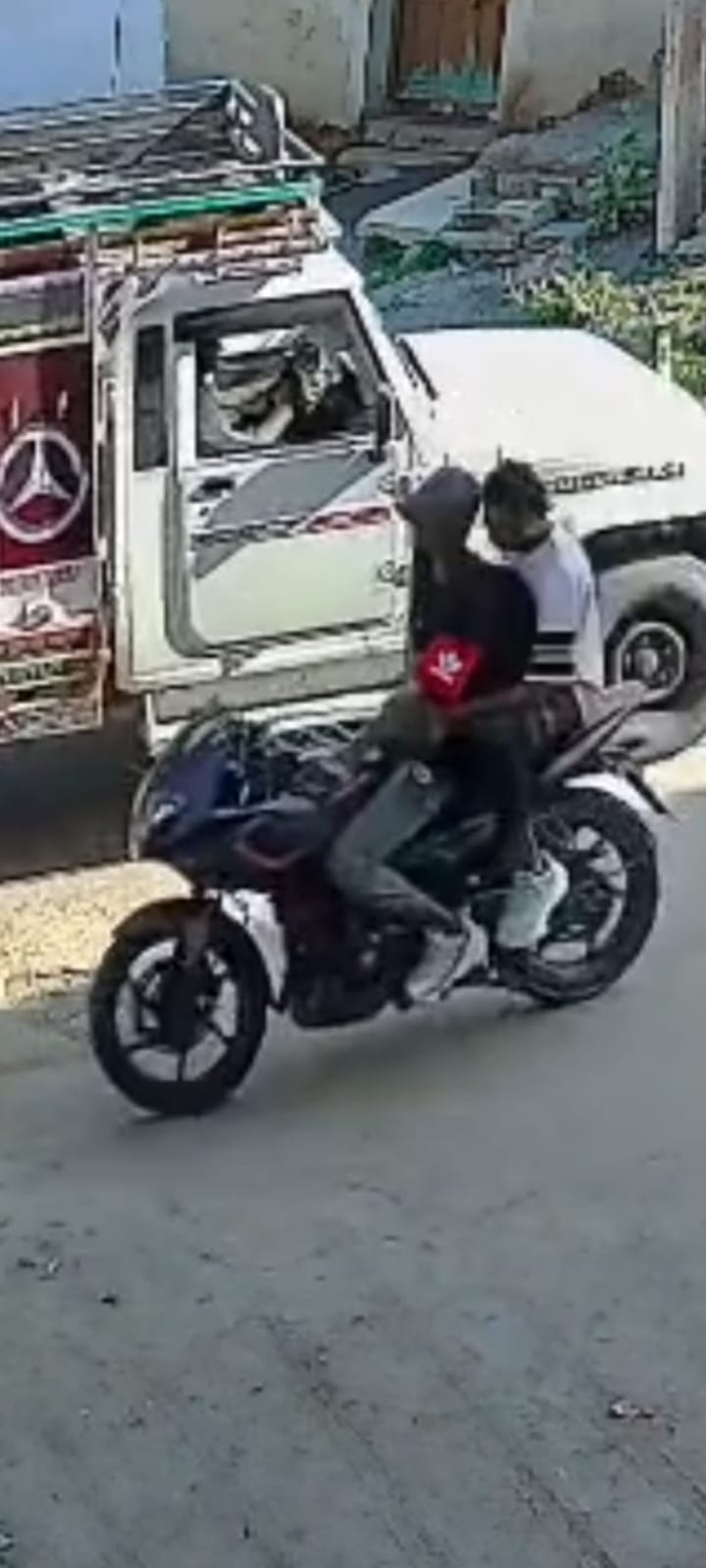 चित्तौड़गढ़ - स्कूल से घर लौट रही शिक्षिका के गले से छीनी चेन, ऑनलाइन अटेंडेंस के लिए रुकी थी, रेकी कर रहे बदमाशों ने की वारदात