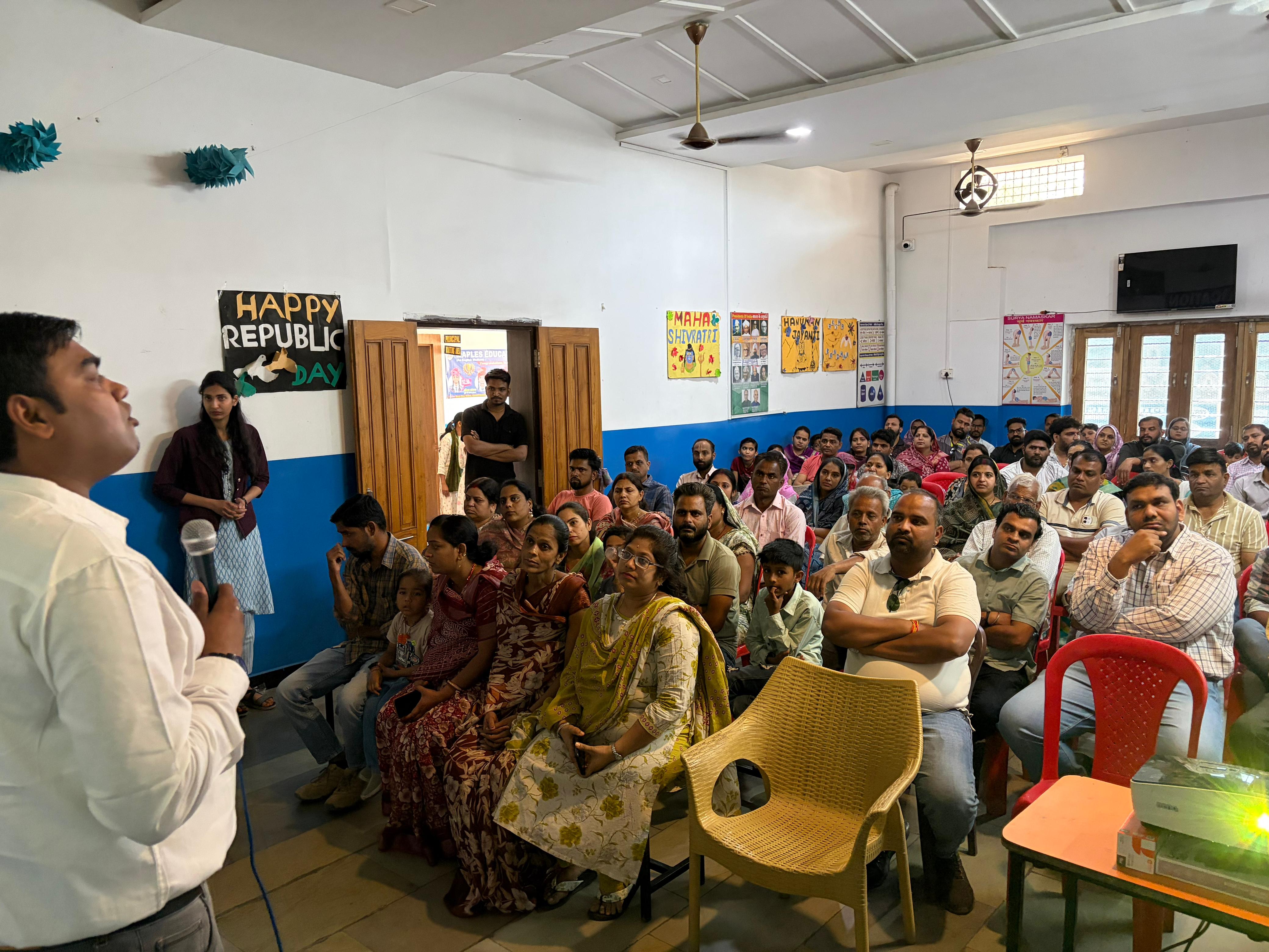 प्रतापगढ़ / छोटीसादड़ी - मेपल्स एजुकेशन सेकेंडरी स्कूल में ओरिएंटेशन: अभिभावकों को शिक्षण पद्धति और पाठ्यक्रम की दी जानकारी
