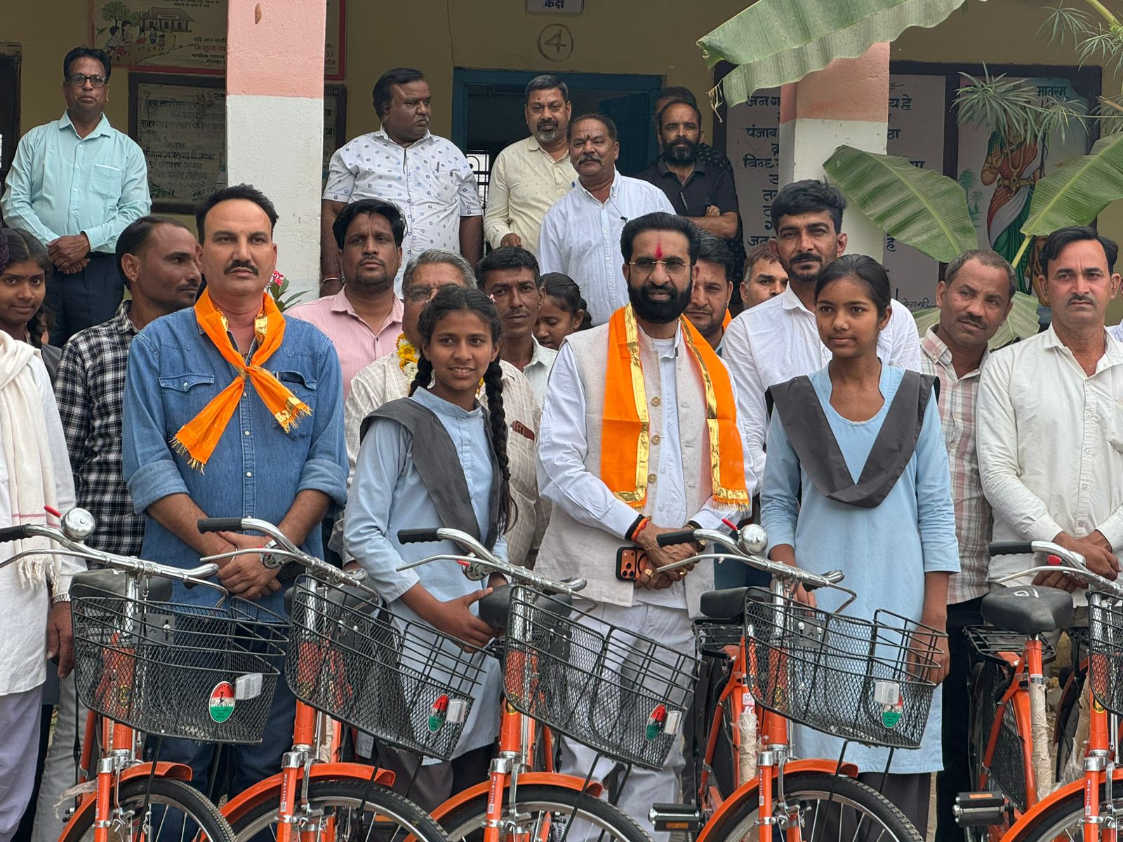 चित्तौड़गढ़ / कपासन - विधायक जीनगर ने किया उमंड विद्यालय में निशुल्क साइकिल वितरण