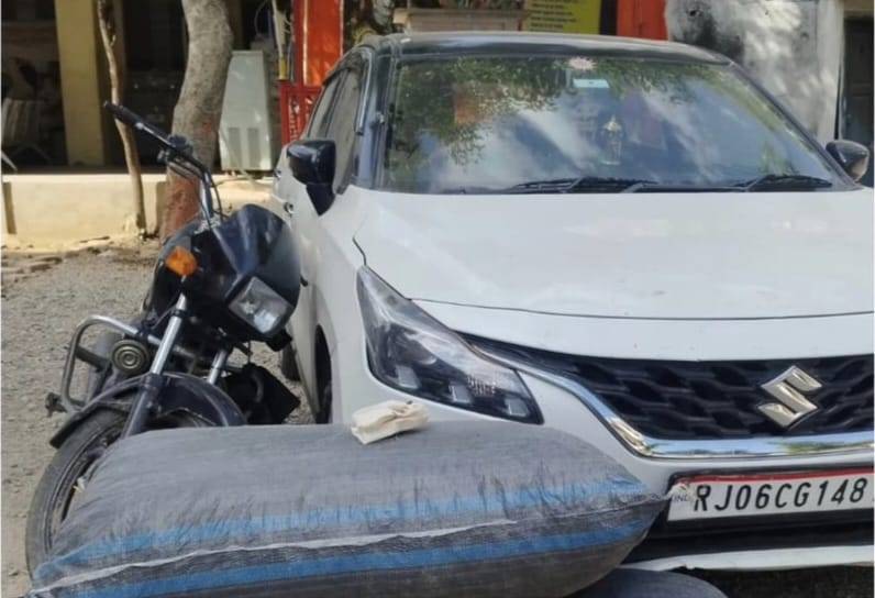 चित्तौड़गढ़ / कपासन - पुलिस थाना एवं ए एन्ट्रीएफ टीम की सयुक्त कार्यवाही मे एक बेलेनो कार, एक मोटर साईकिल से 36 किलोग्राम अफीम डोडा चूरा व 16 ग्राम एमडीएम मौली पाउडर जब्त