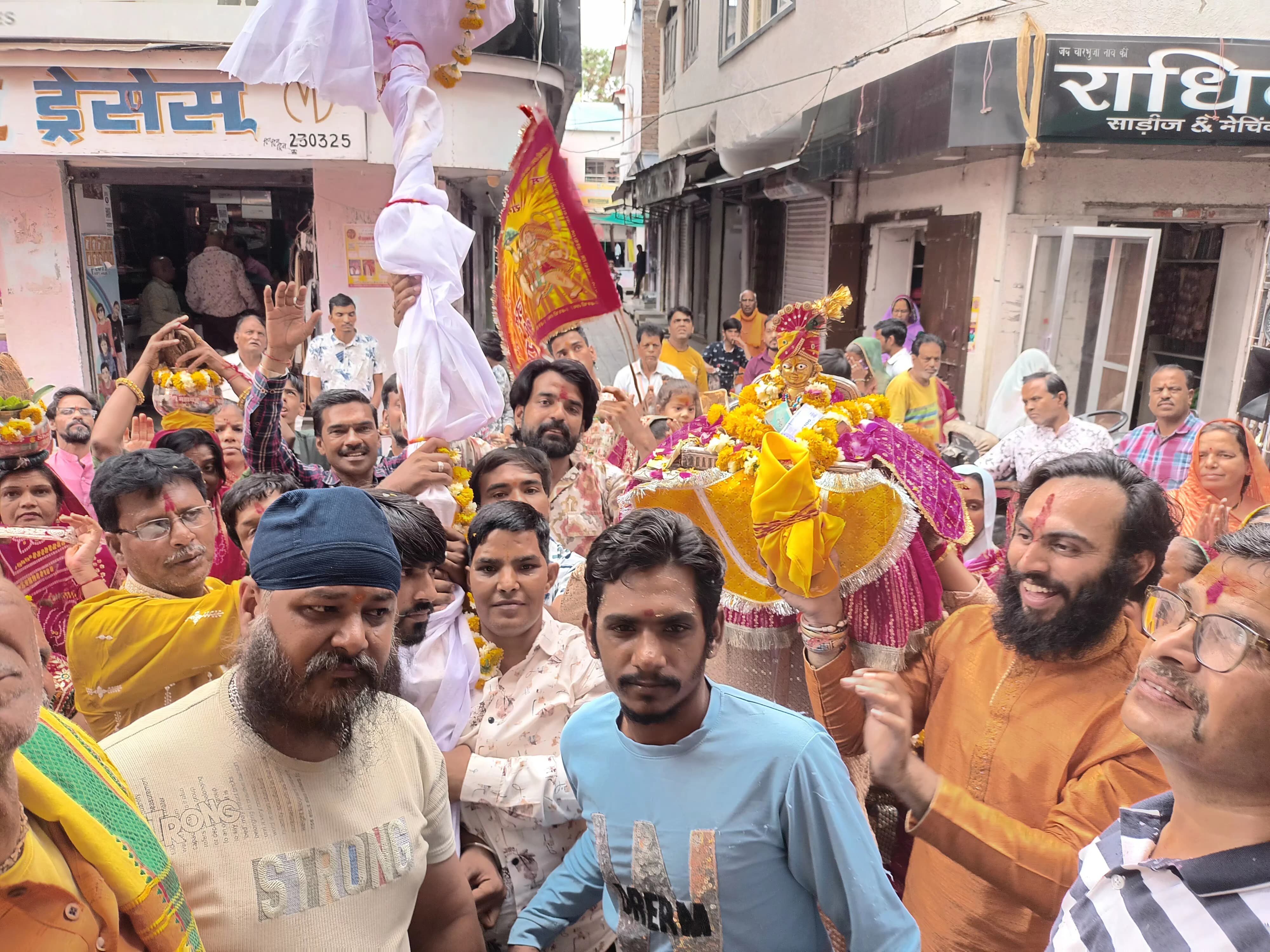 चित्तौड़गढ़ / कपासन - गणपति स्थापना के साथ पांच दिवसीय हनुमान प्राकट्य महोत्सव का आगाज