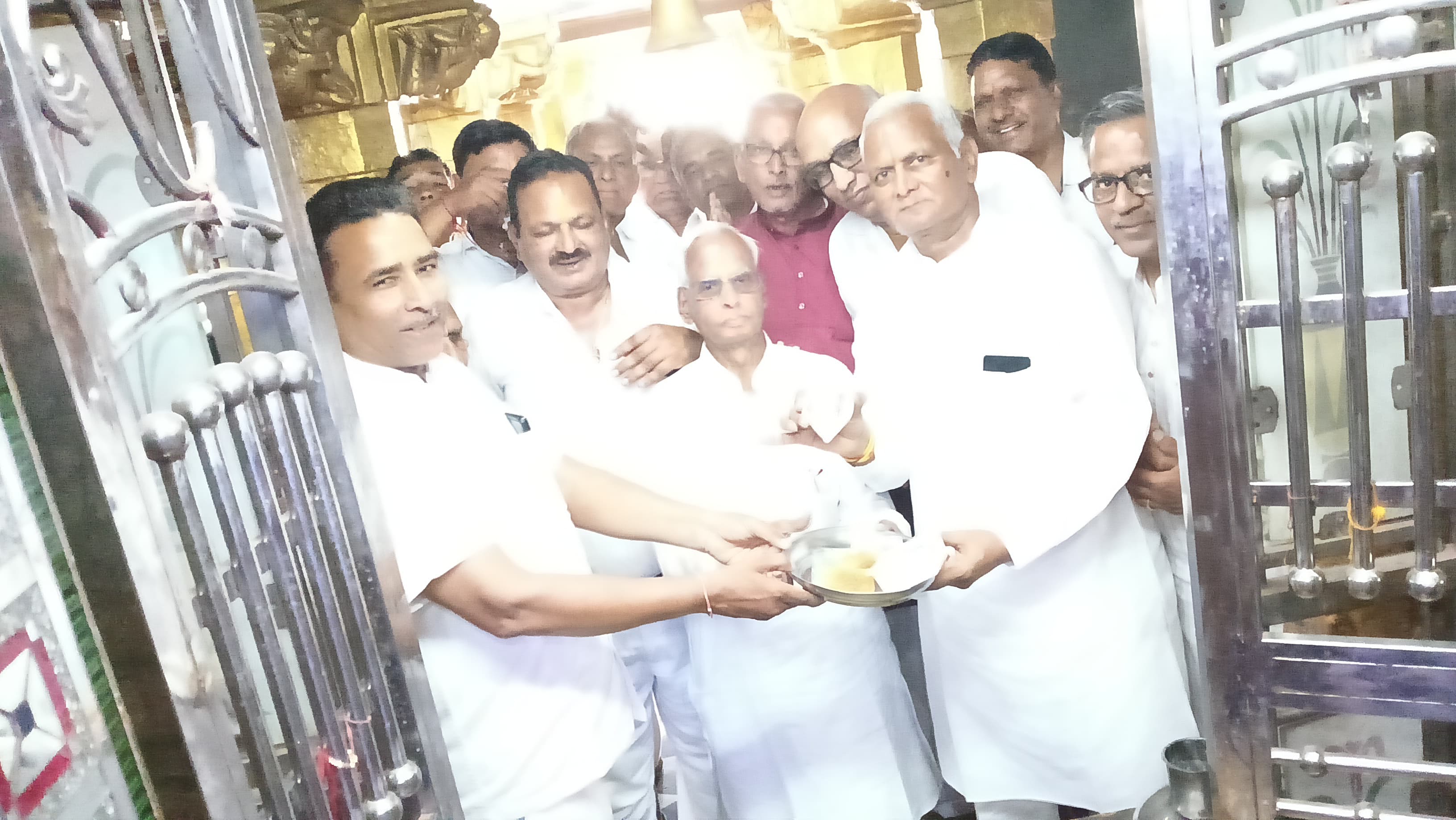 चित्तौड़गढ़ / कपासन - धमाणा के रणछोड़राय मंदिर में चांदी का शंख किया भेंट