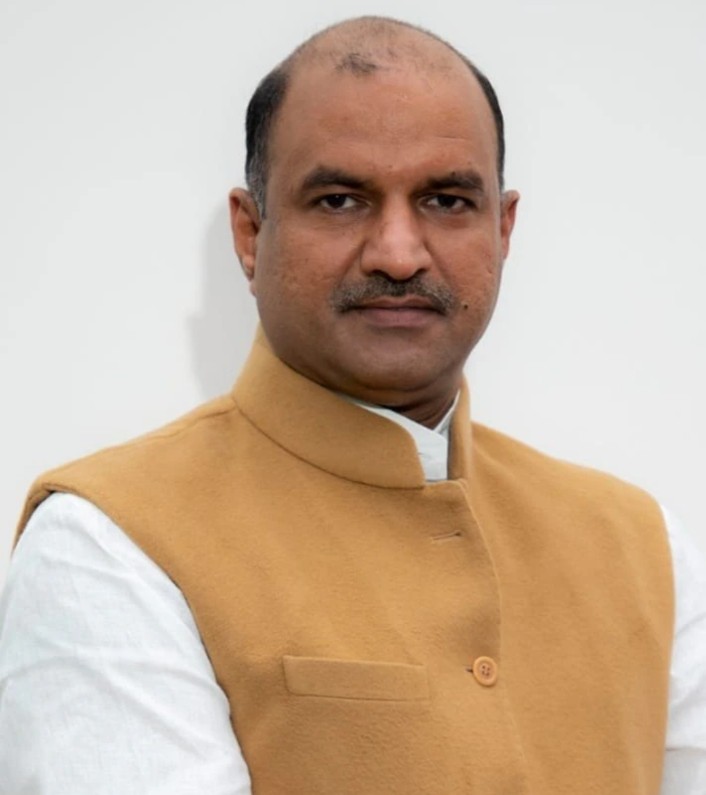 चित्तौड़गढ़ - जयपुर-उदयपुर सुपरफास्ट ट्रेन के नियमित संचालन से यात्रियों को बड़ी राहत, किराये में कमी का स्वागत - सांसद जोशी